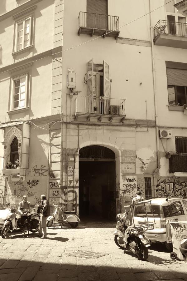 Naples To Stay Esterno foto